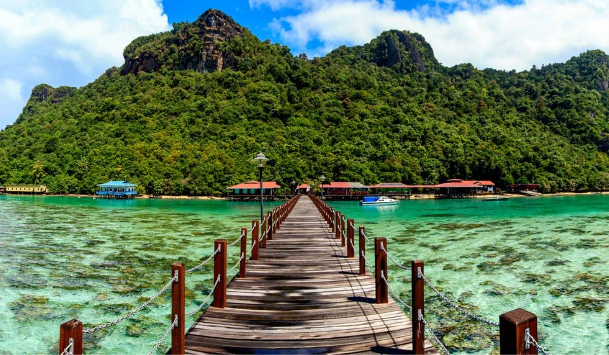 SINGAPORE + CRUISE + MALAYSIA