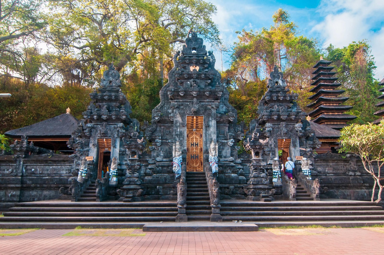 Day 9 Lempuyang Temple & East Bali Tour