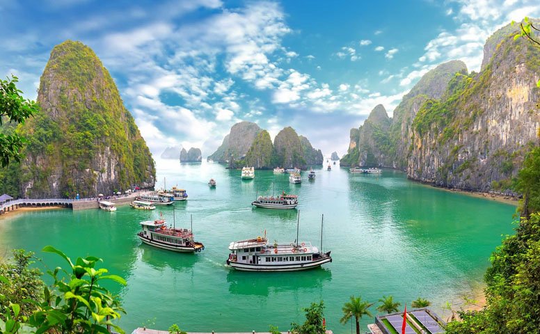 3N Phu Quoc + 3N Danang + 2N Hanoi (3 ★ Hotel )