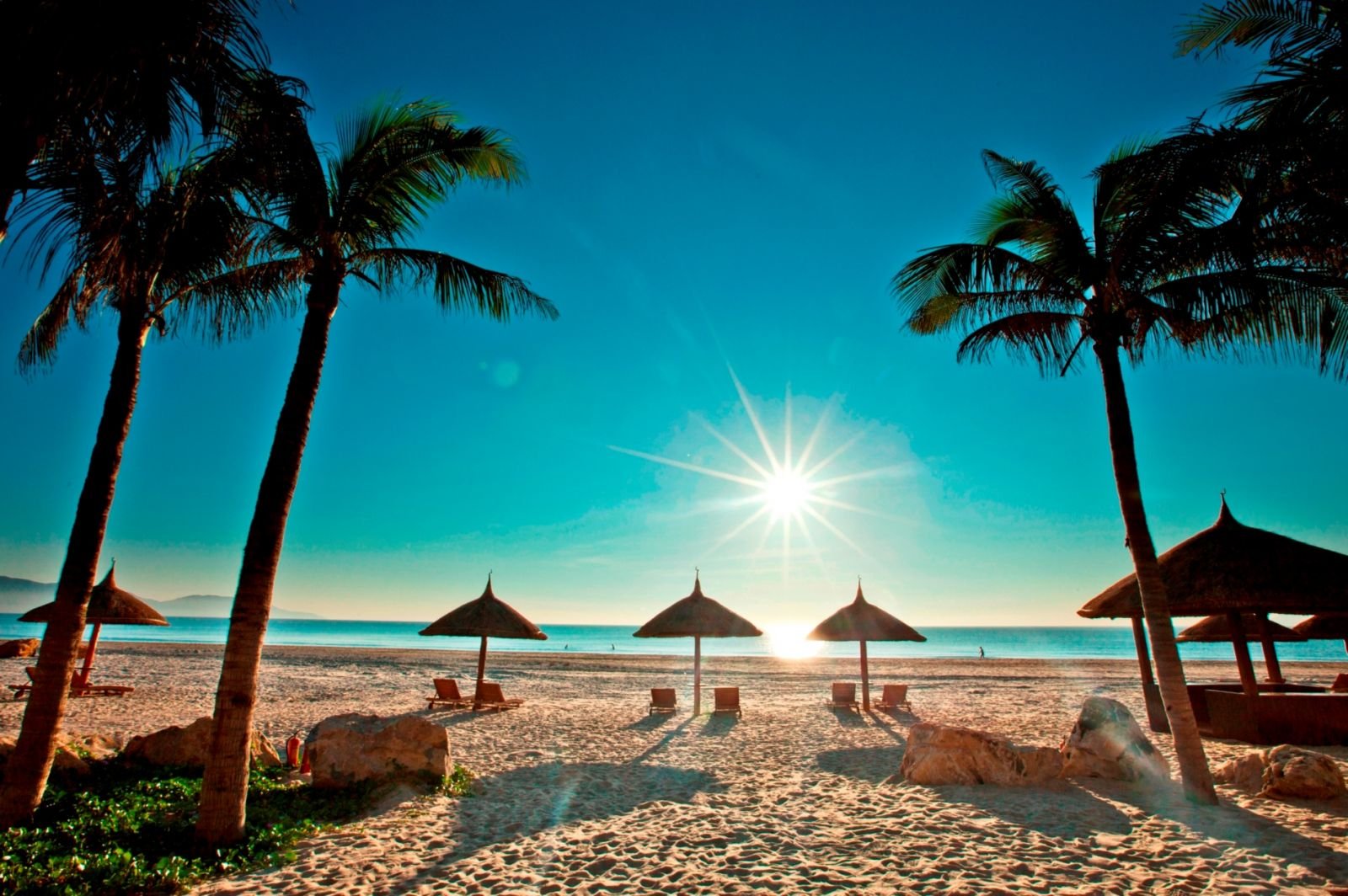 3N Phu Quoc + 3N Danang + 2N Hanoi (3 ★ Hotel )
