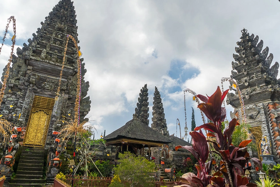 Day 4 Scenic Temples & Sunsets