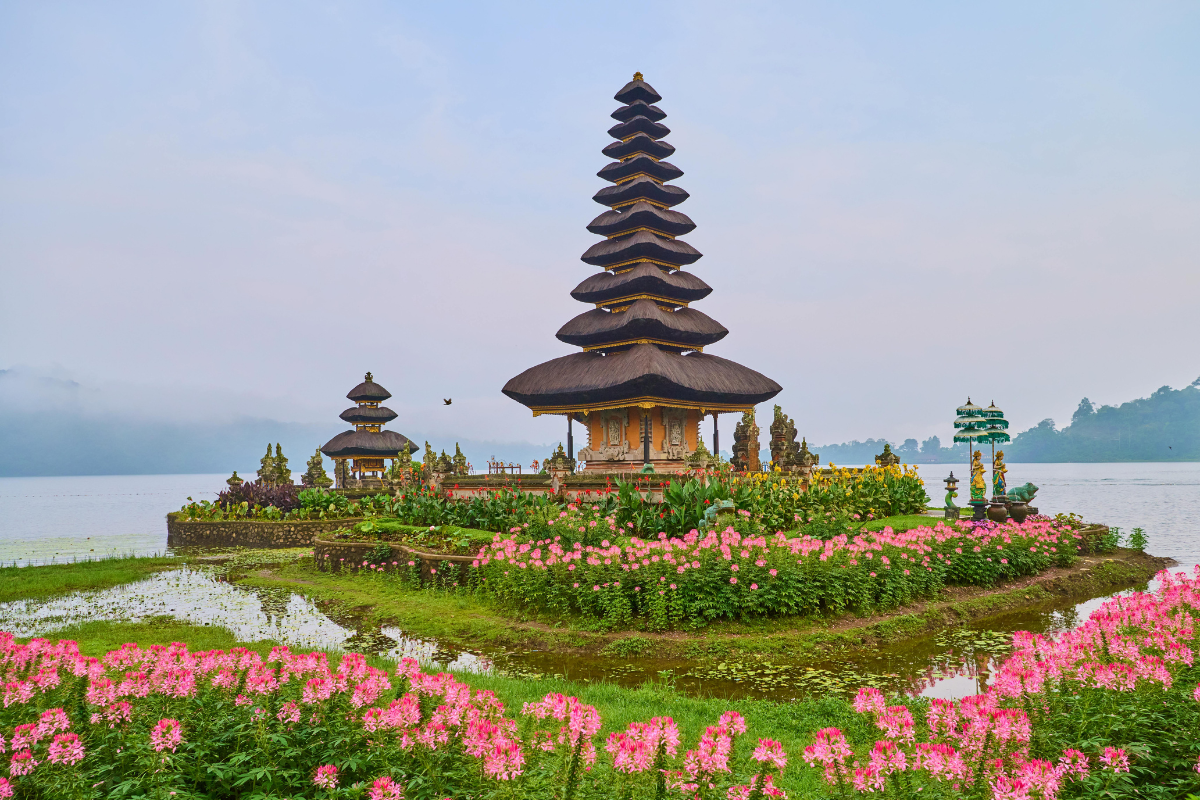 4N kuta + 1N Gili + 2N ubud