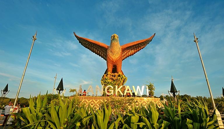 kuala lumpur + langkawi package ( 3 ★ hotel)